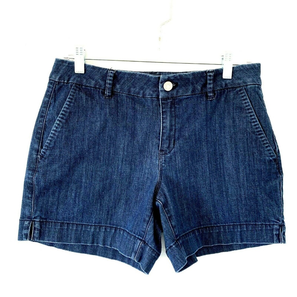 WHBM Trouser Style Jean Shorts. Size 4